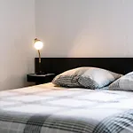 Campingpark De Linie مكان تخييم *