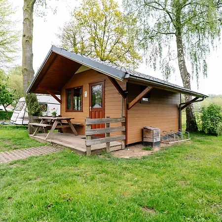 Campingpark De Linie 营地 *