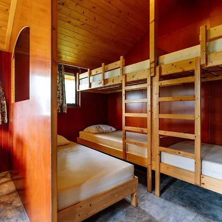 Campingpark De Linie キャンプ場 *